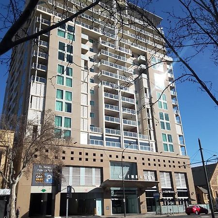 Apartment@96 Adelaide Bagian luar foto